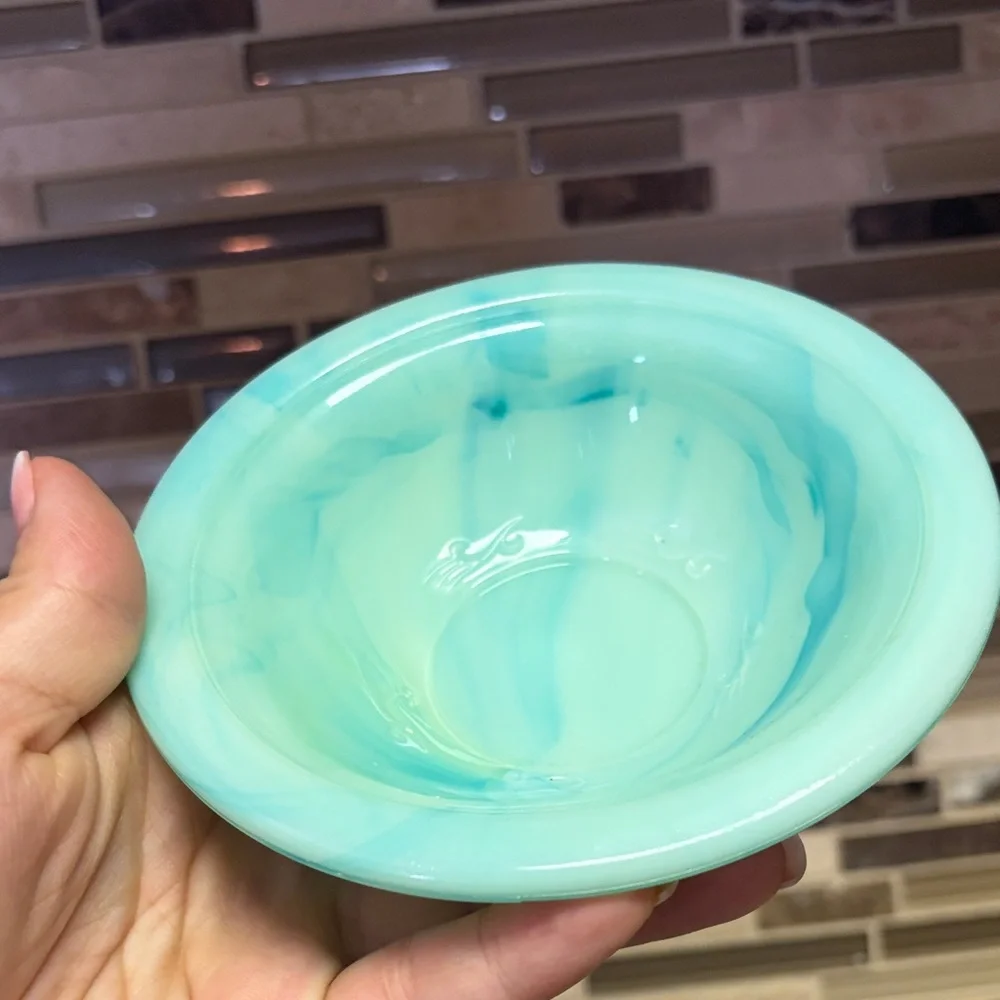 Avon Vintage Jade Mini Pitcher and Basin - Picture 10 of 14